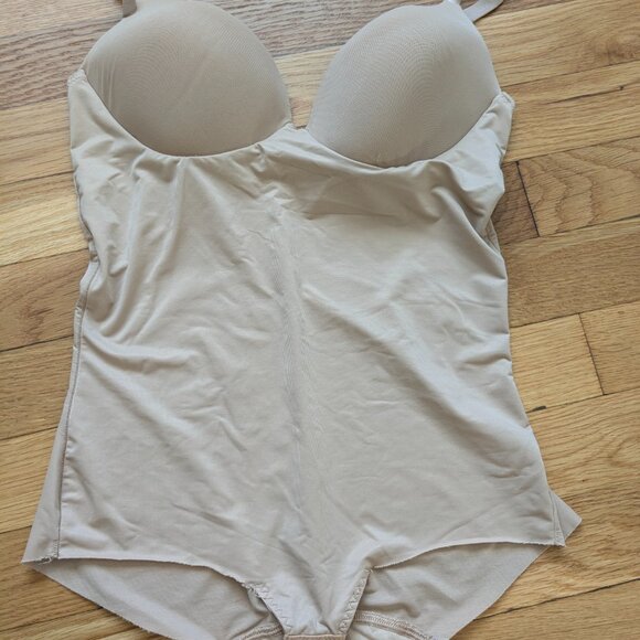 Spanx Assets - Low back Cupped Shaping Panty Bodysuit S - Picture 4 of 4